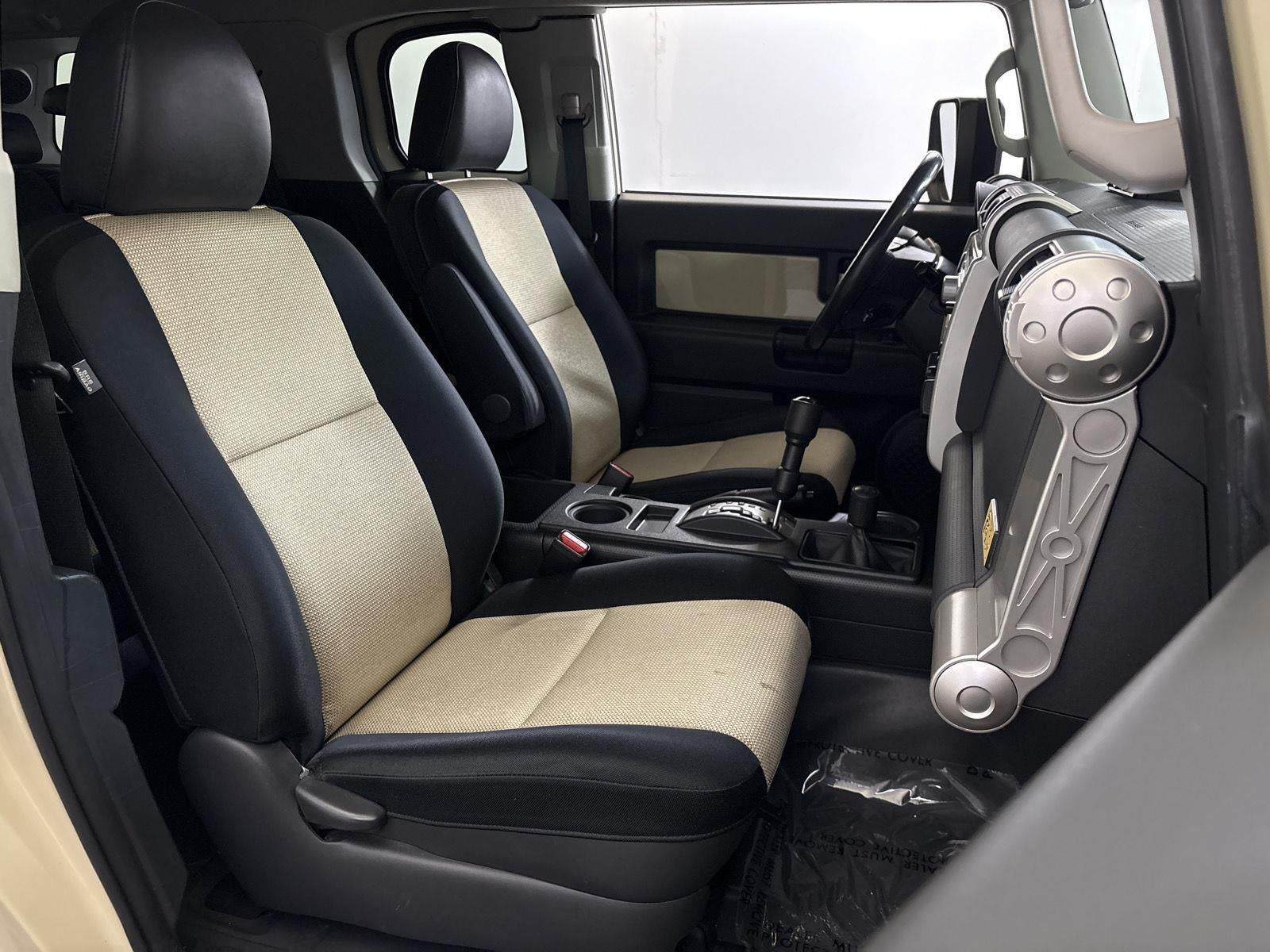 2010 Toyota FJ CRUISER 4WD 4dr Man (Natl)