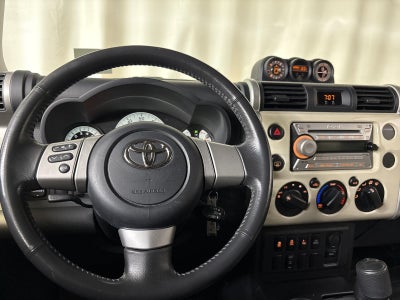 2010 Toyota FJ CRUISER 4WD 4dr Man (Natl)