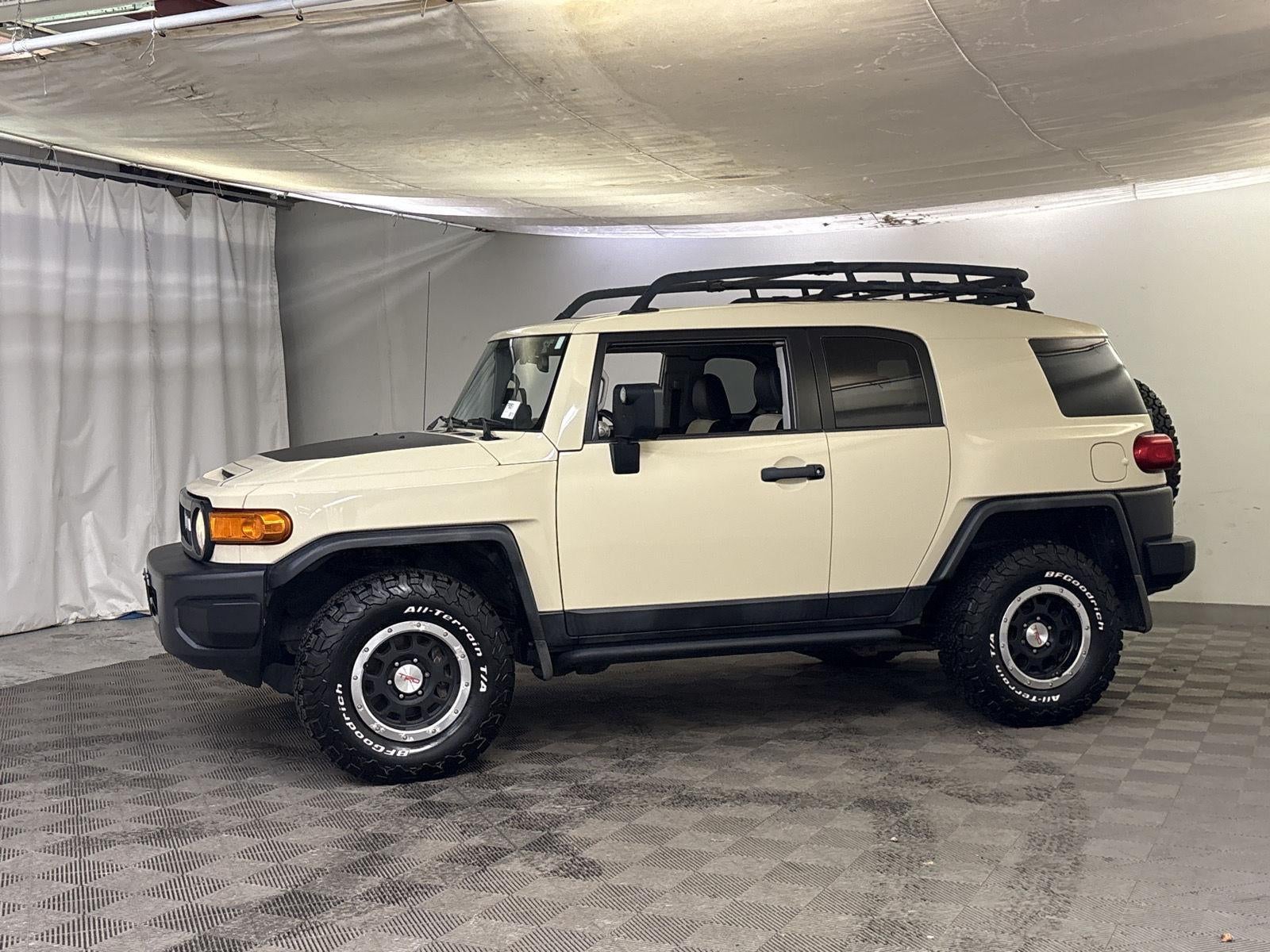 2010 Toyota FJ CRUISER 4WD 4dr Man (Natl)