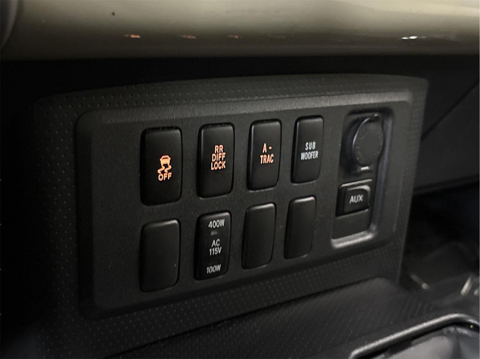 2010 Toyota FJ CRUISER 4WD 4dr Man (Natl)