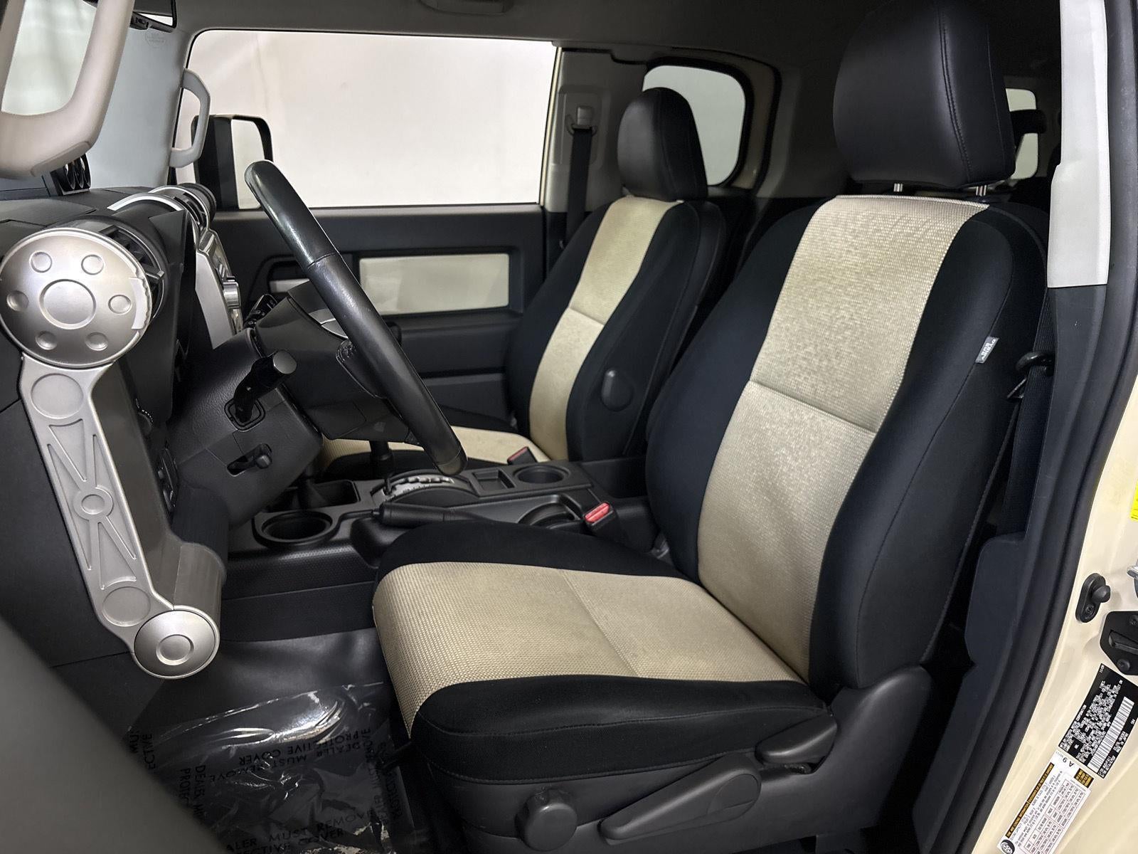 2010 Toyota FJ CRUISER 4WD 4dr Man (Natl)