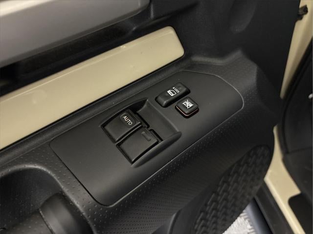 2010 Toyota FJ CRUISER 4WD 4dr Man (Natl)