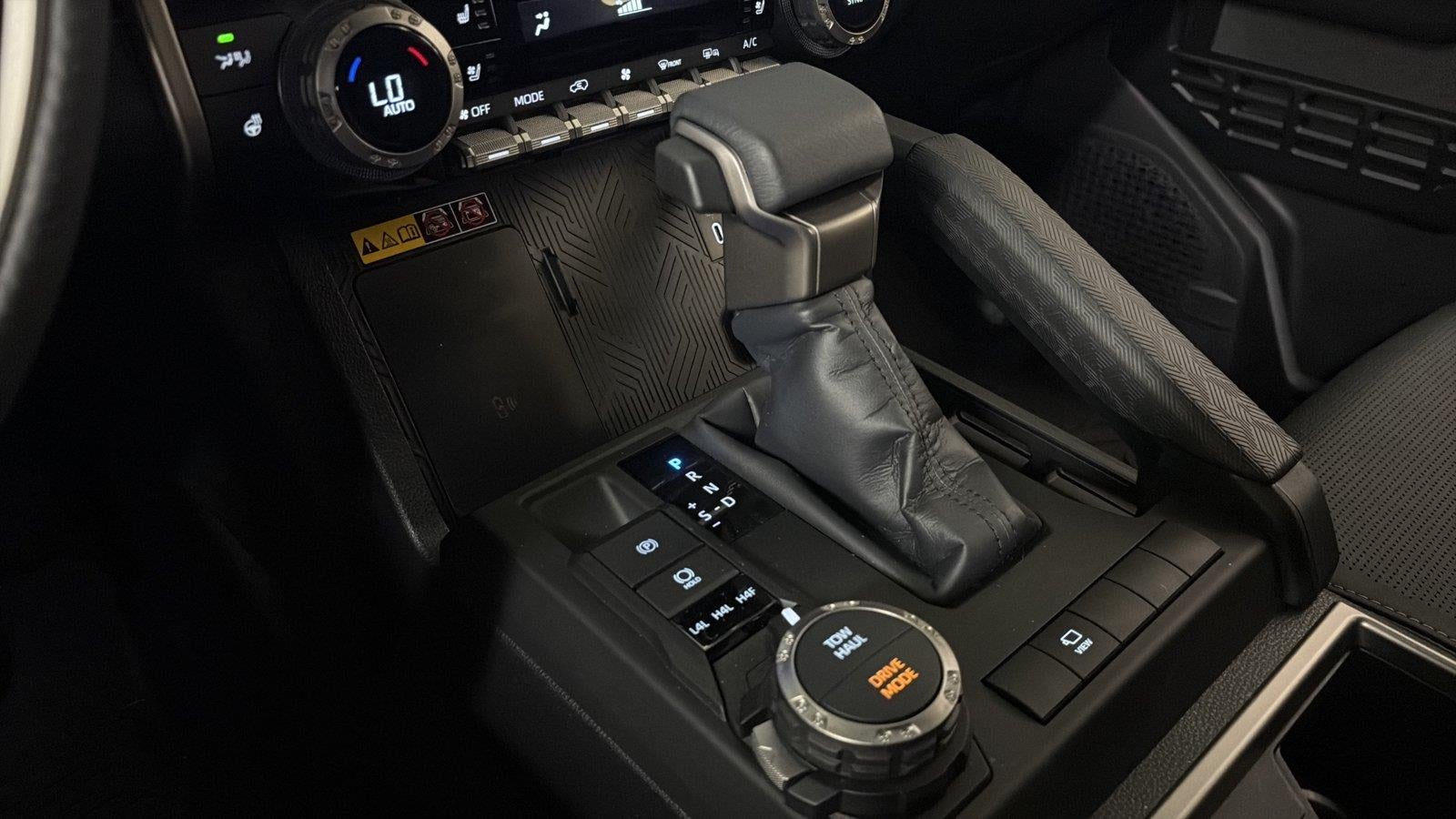 2026 Toyota 4Runner Limited HV