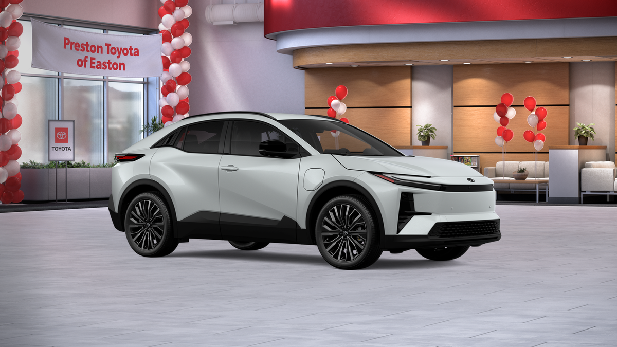 2026 Toyota C-HR XSE