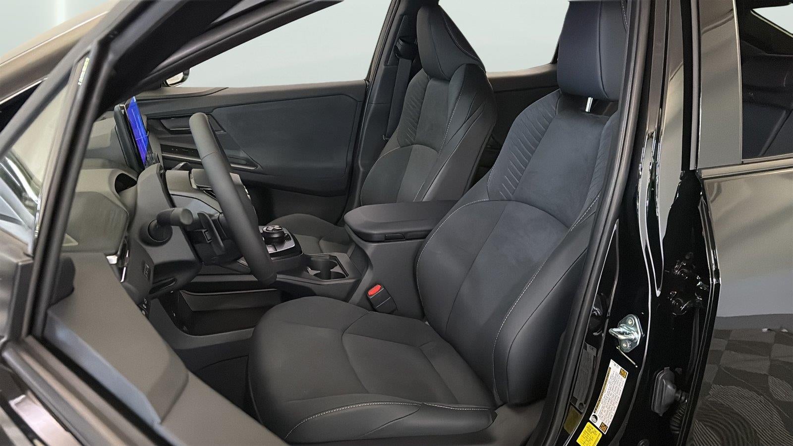 2026 Toyota C-HR XSE