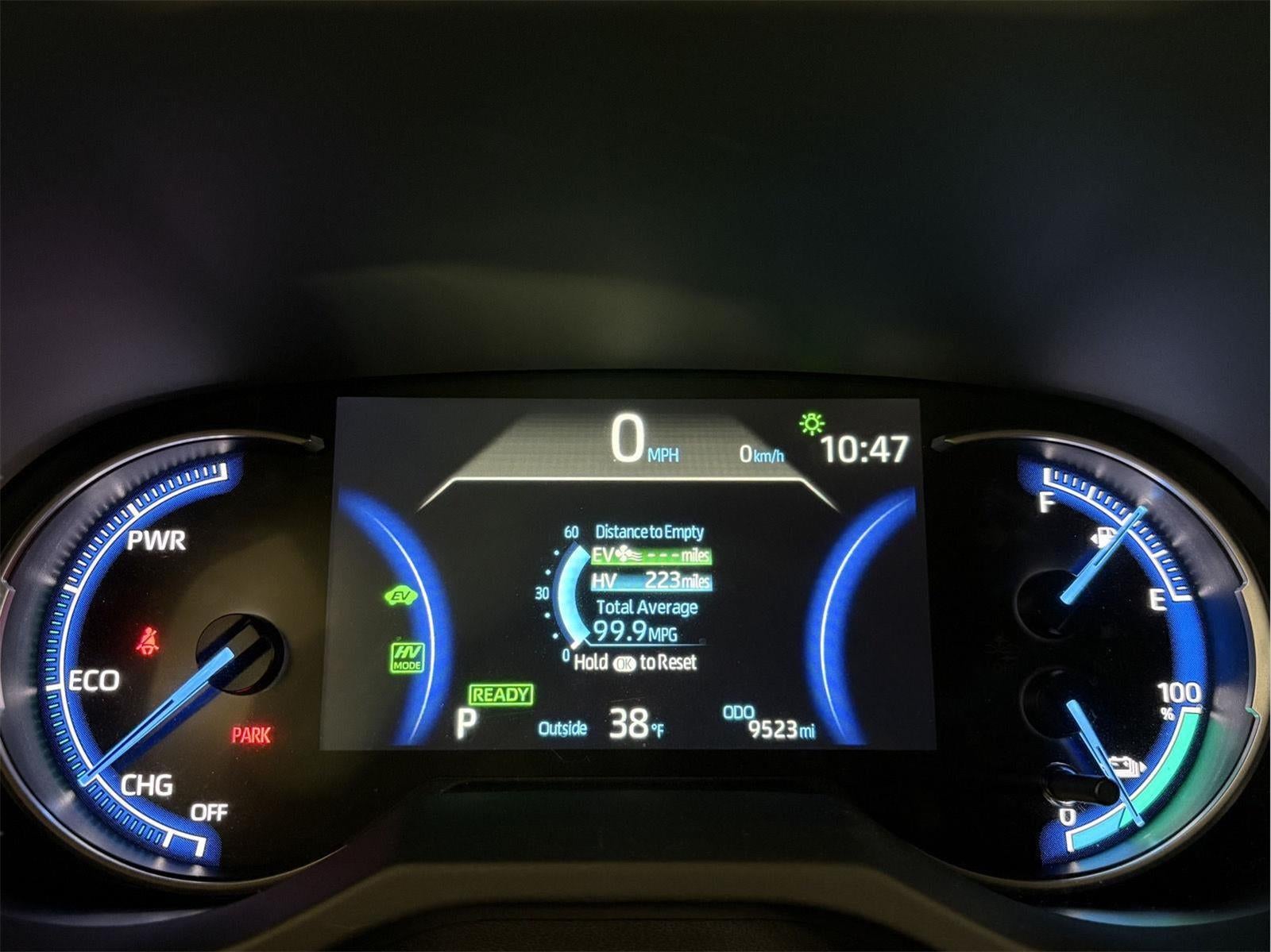 2025 Toyota RAV4 SE AWD SE