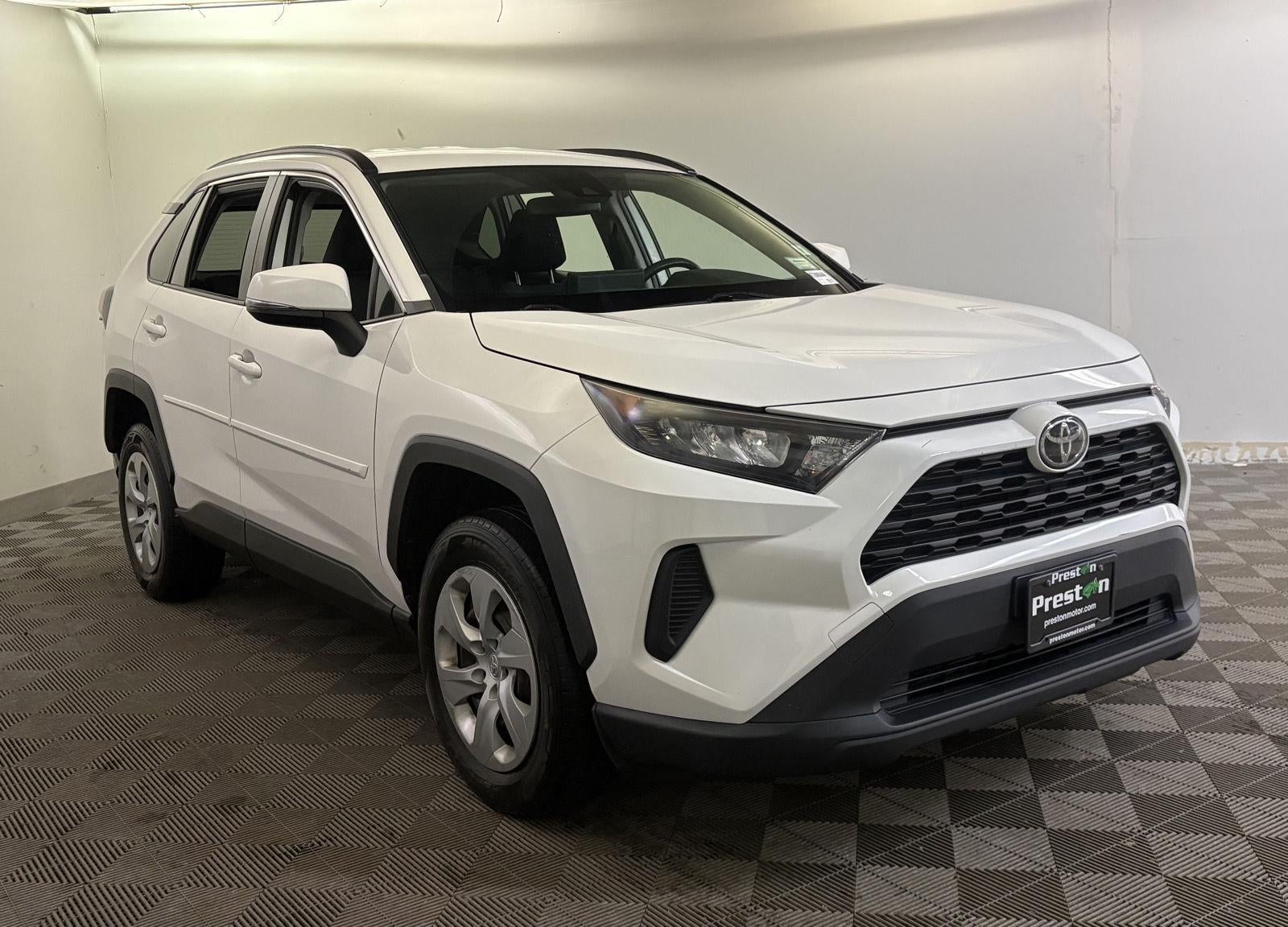 2019 Toyota RAV4 LE