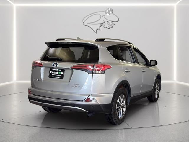 2017 Toyota RAV4 HYBRID XLE