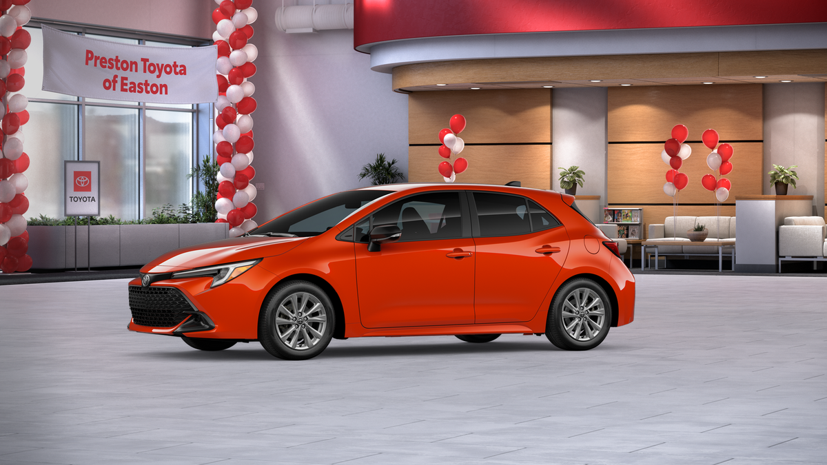 2026 Toyota Corolla Hatchback SE