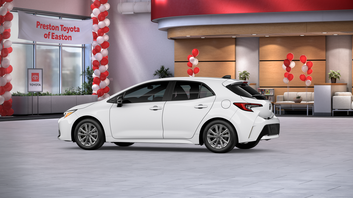 2026 Toyota Corolla Hatchback SE