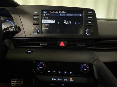 2025 Hyundai Elantra SEL Sport