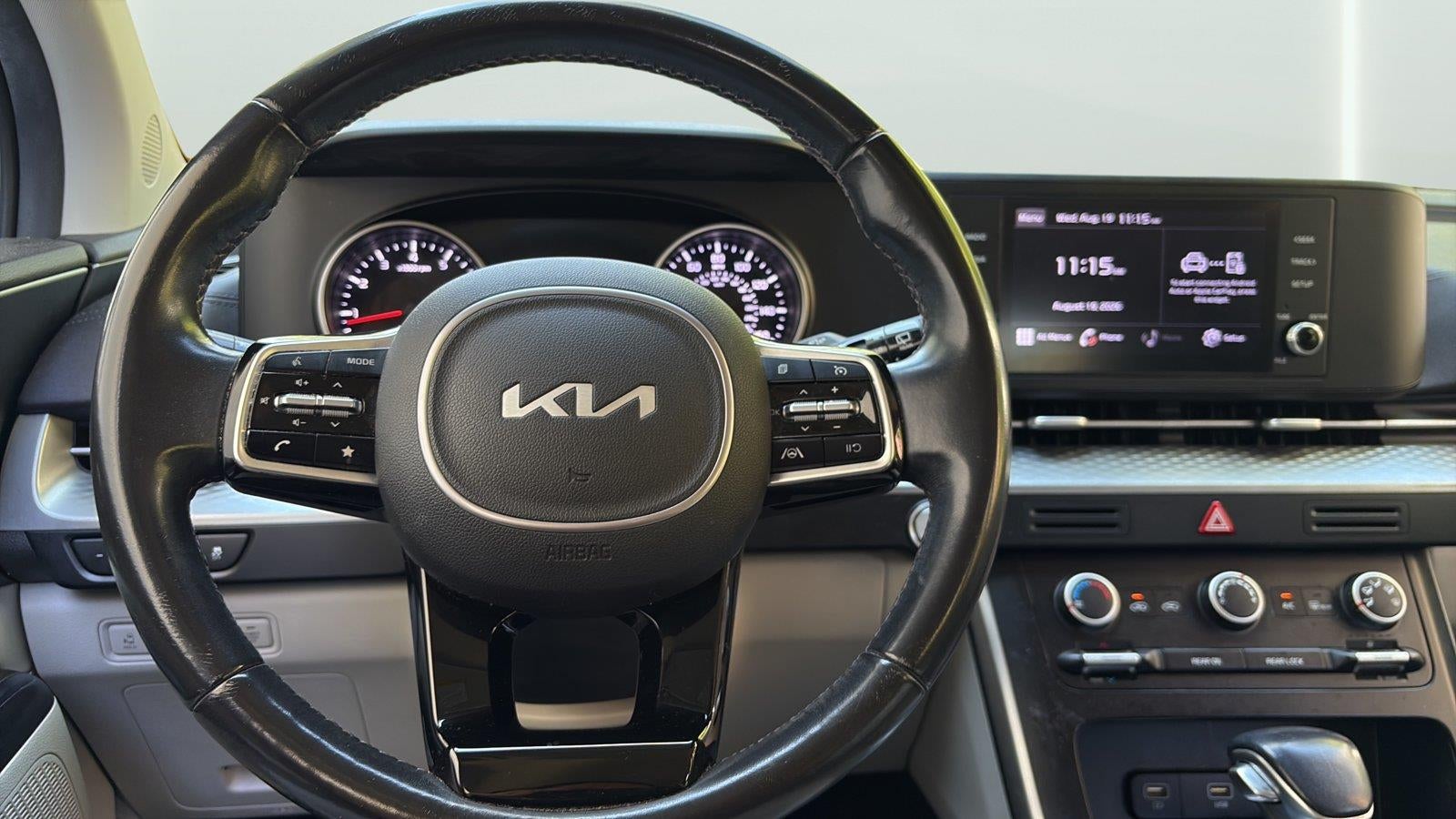 2022 Kia Carnival LXS