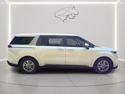 2022 Kia Carnival LXS
