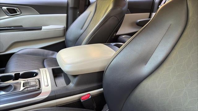 2022 Kia Carnival LXS