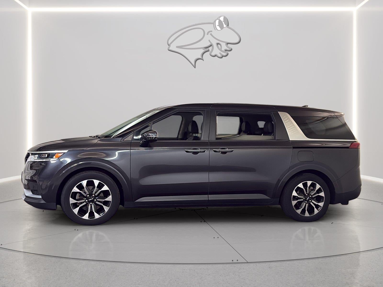 2022 Kia Carnival EX