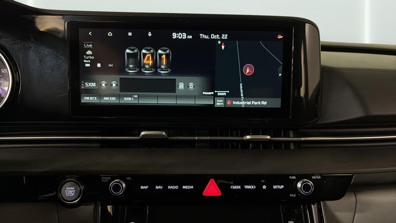 2022 Kia Carnival EX