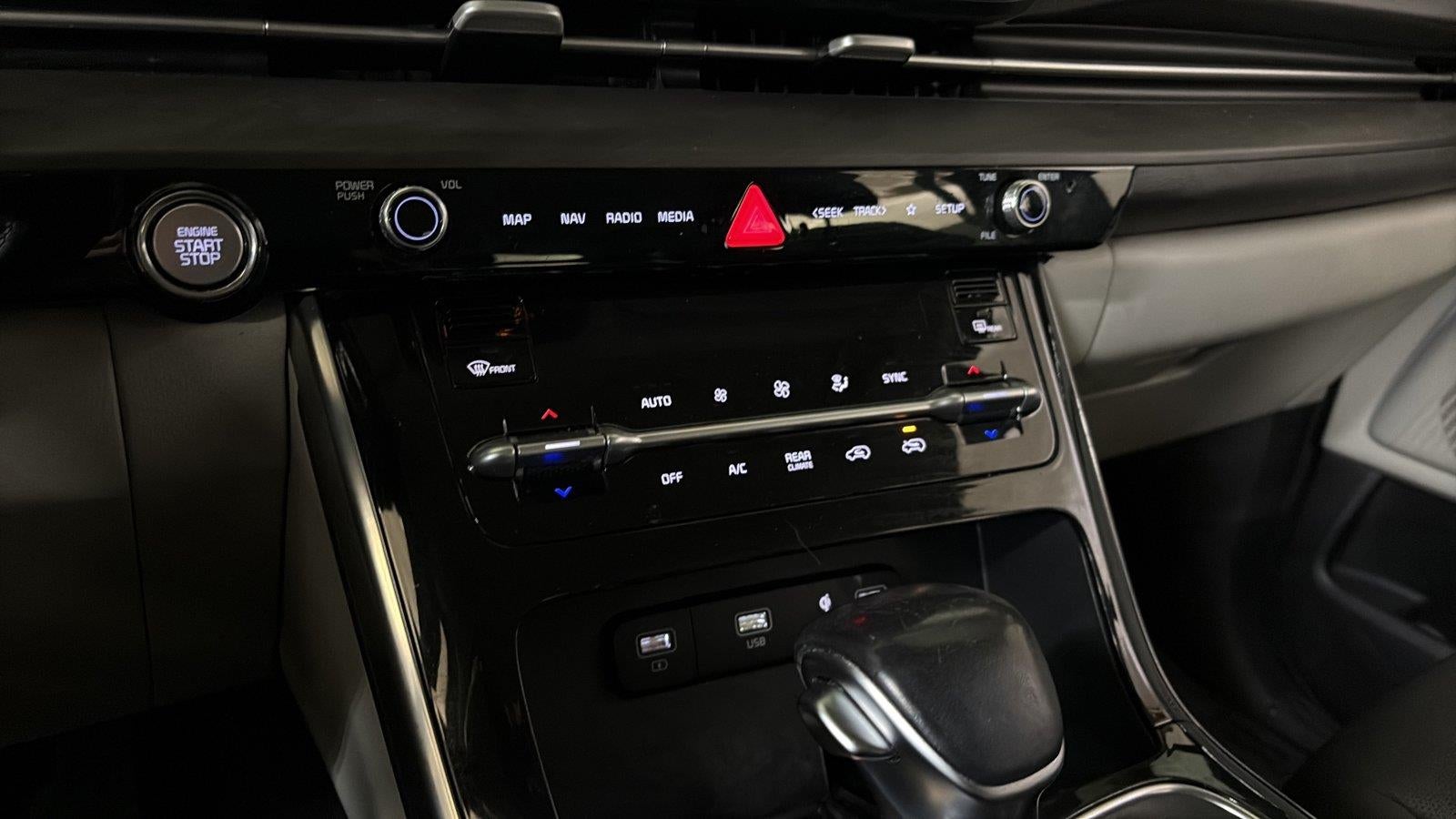 2022 Kia Carnival EX