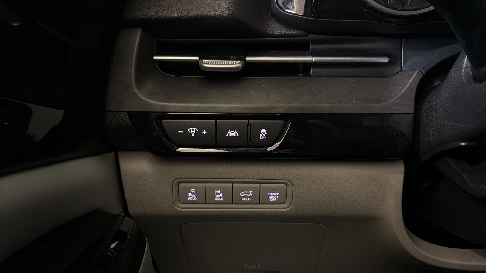 2022 Kia Carnival EX