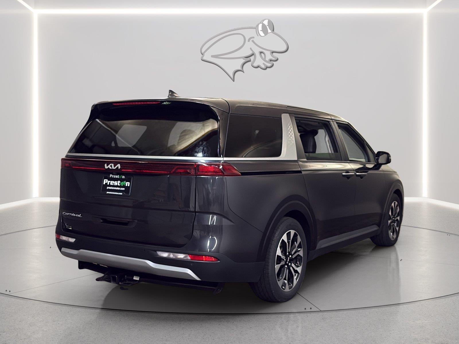 2022 Kia Carnival EX