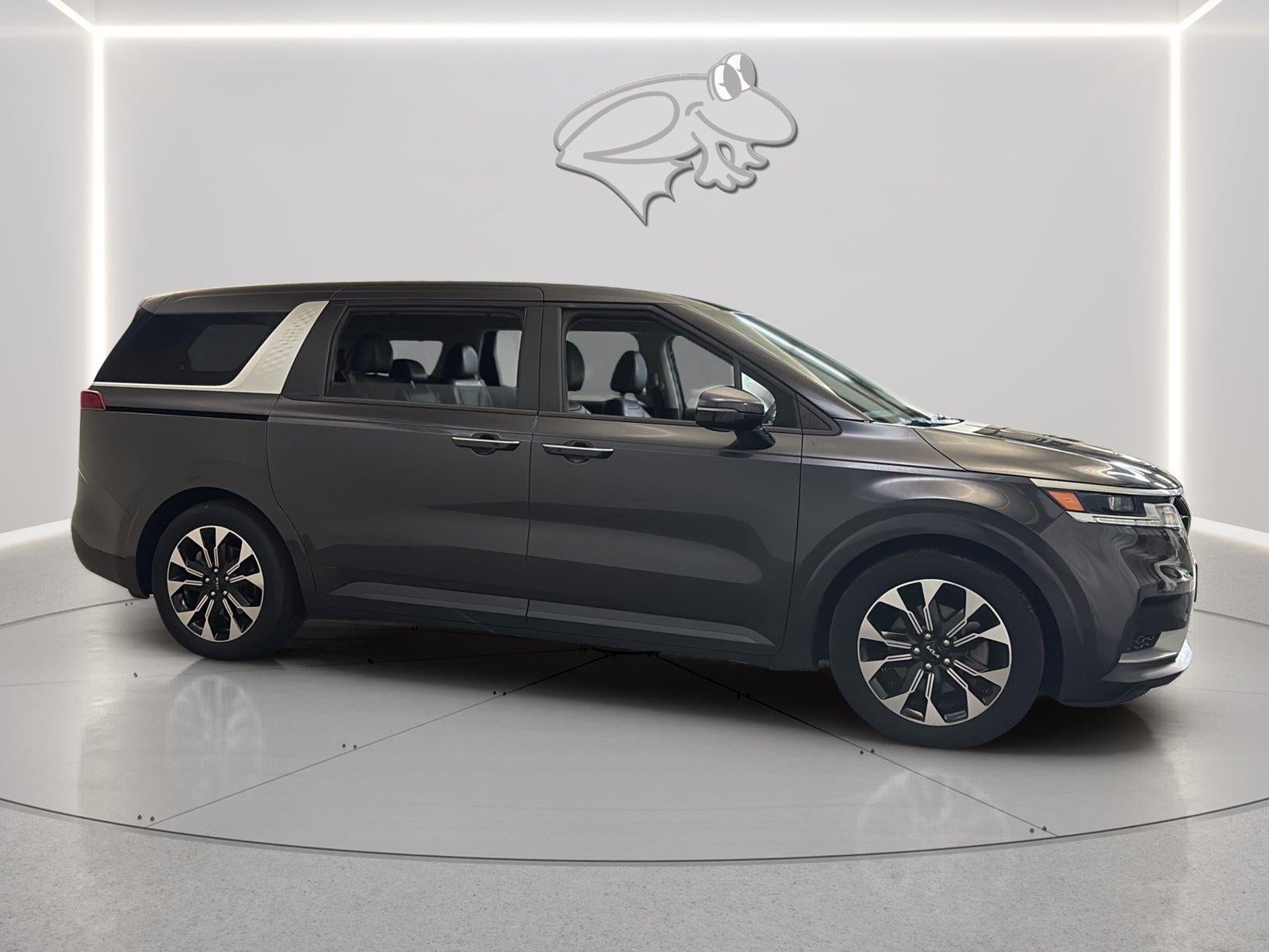 2022 Kia Carnival EX