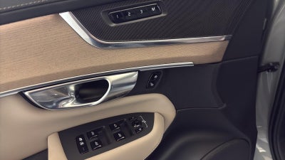2025 Volvo XC90 Plus