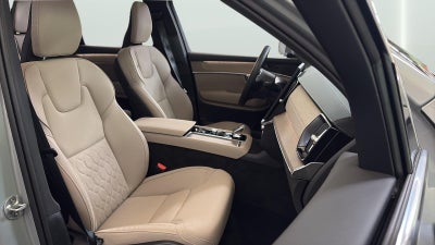2025 Volvo XC90 Plus