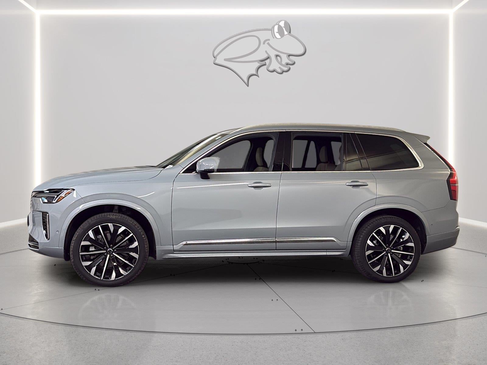 2025 Volvo XC90 Plus