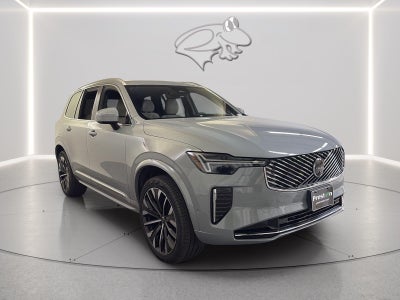 2025 Volvo XC90 Plus