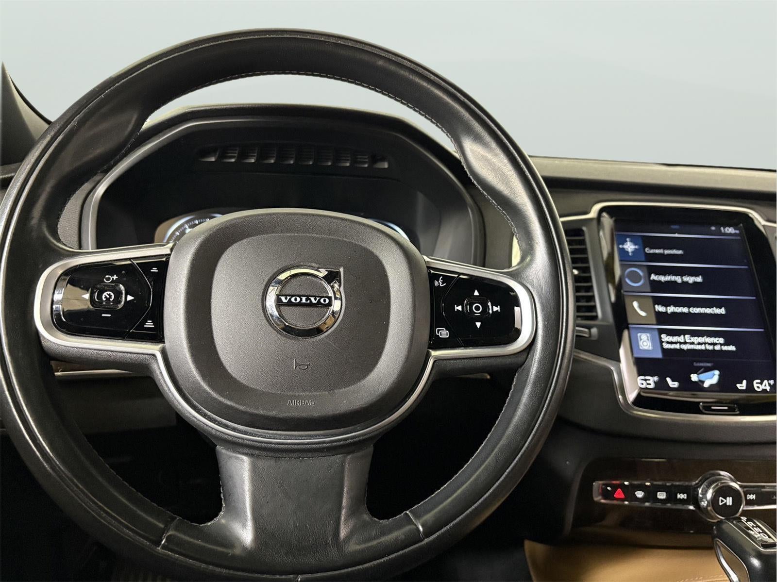 2019 Volvo XC90 Momentum