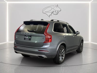 2019 Volvo XC90 Momentum