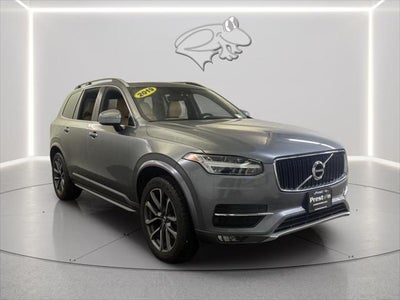 2019 Volvo XC90 Momentum