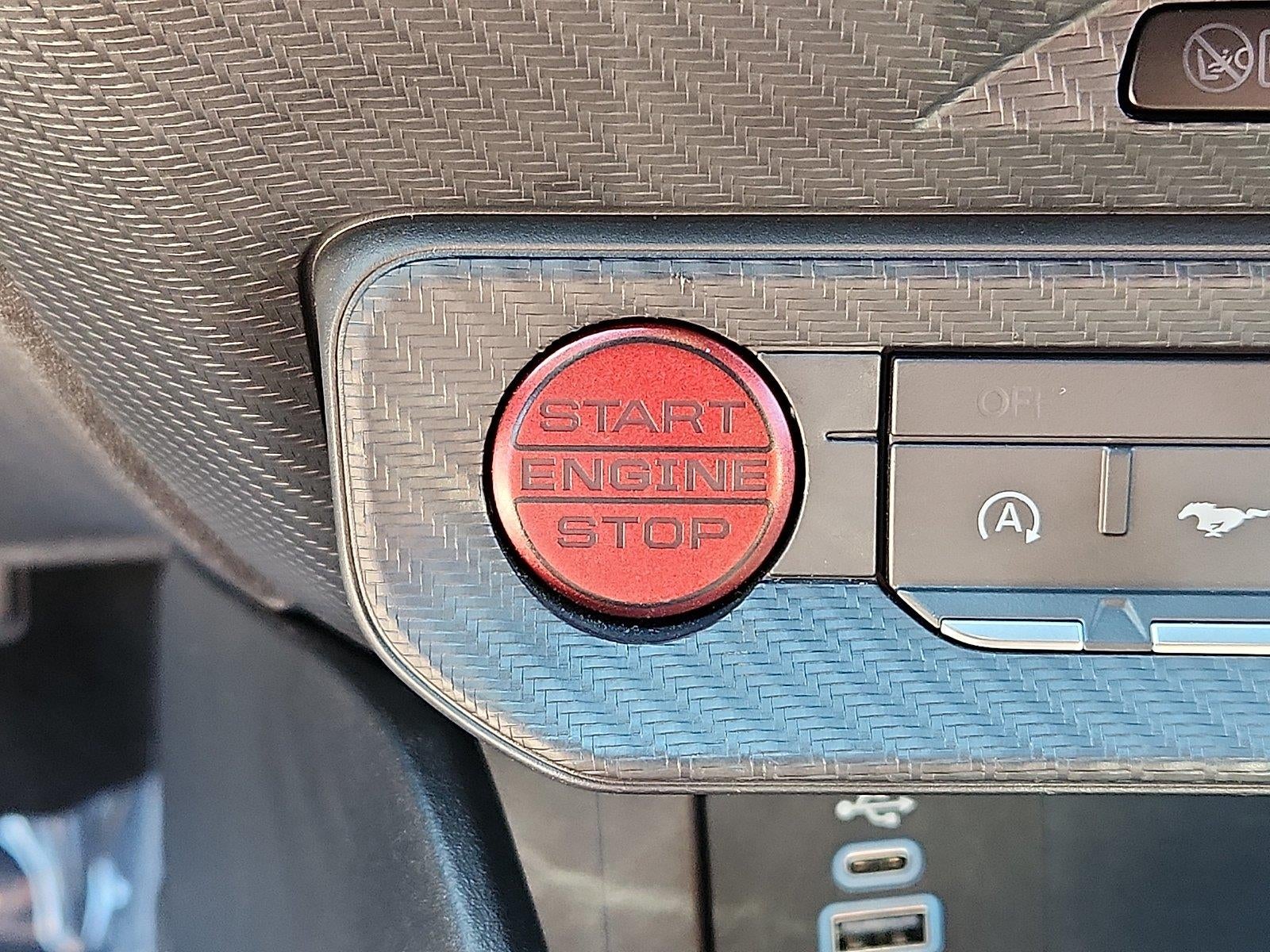 2025 Ford Mustang EcoBoost