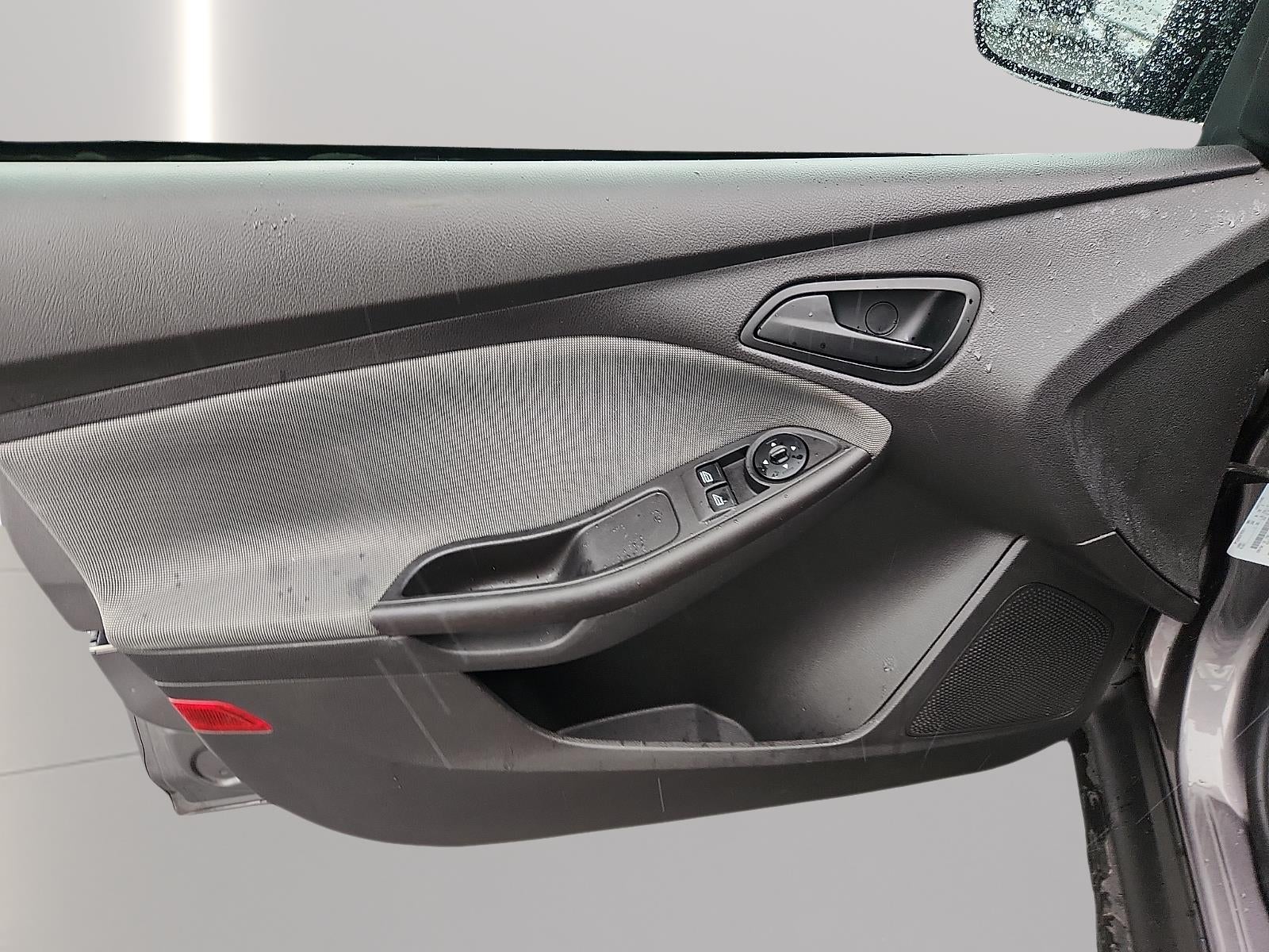 2014 Ford Focus S
