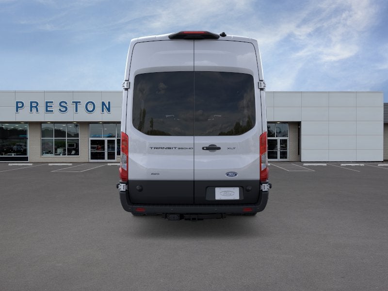 2026 Ford Transit Passenger Wagon XLT