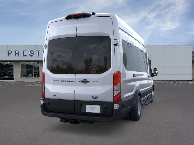 2026 Ford Transit Passenger Wagon XLT