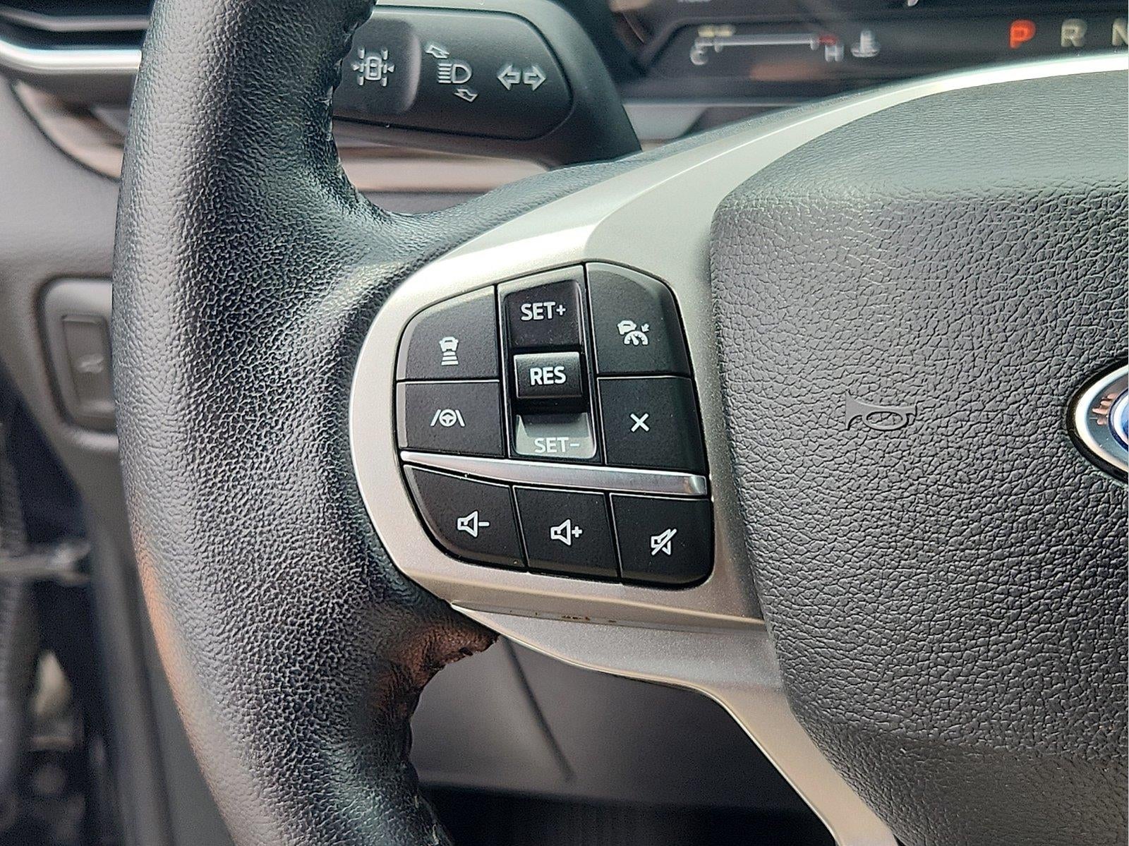 2022 Ford EXPLORER Base