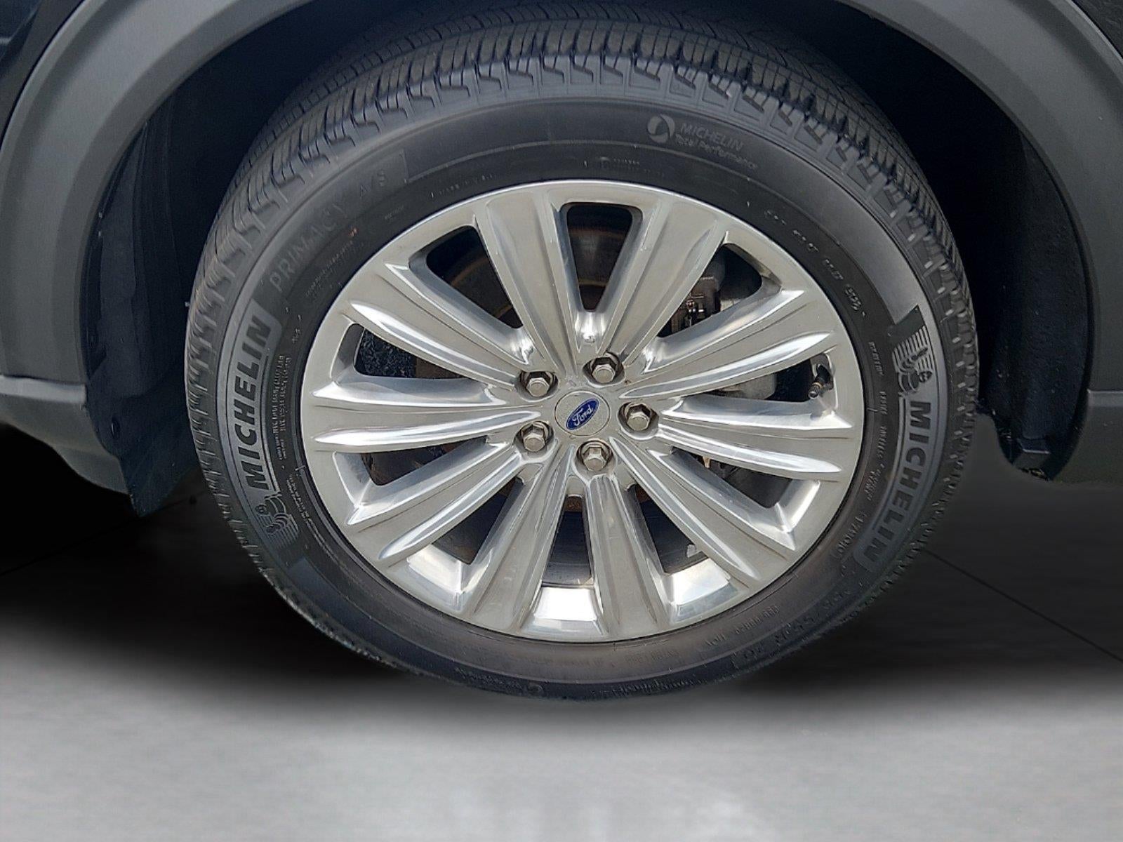 2022 Ford EXPLORER Base
