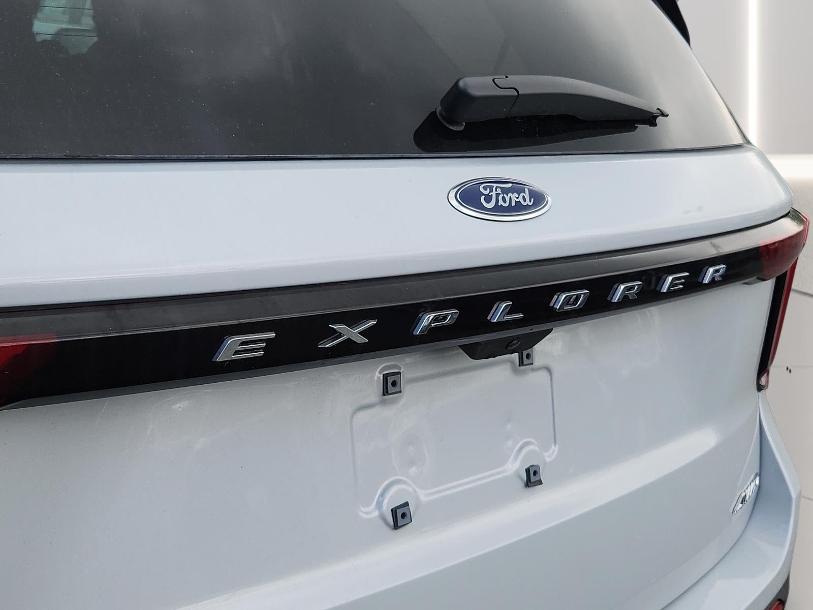 2026 Ford Explorer Active w/100A Pkg