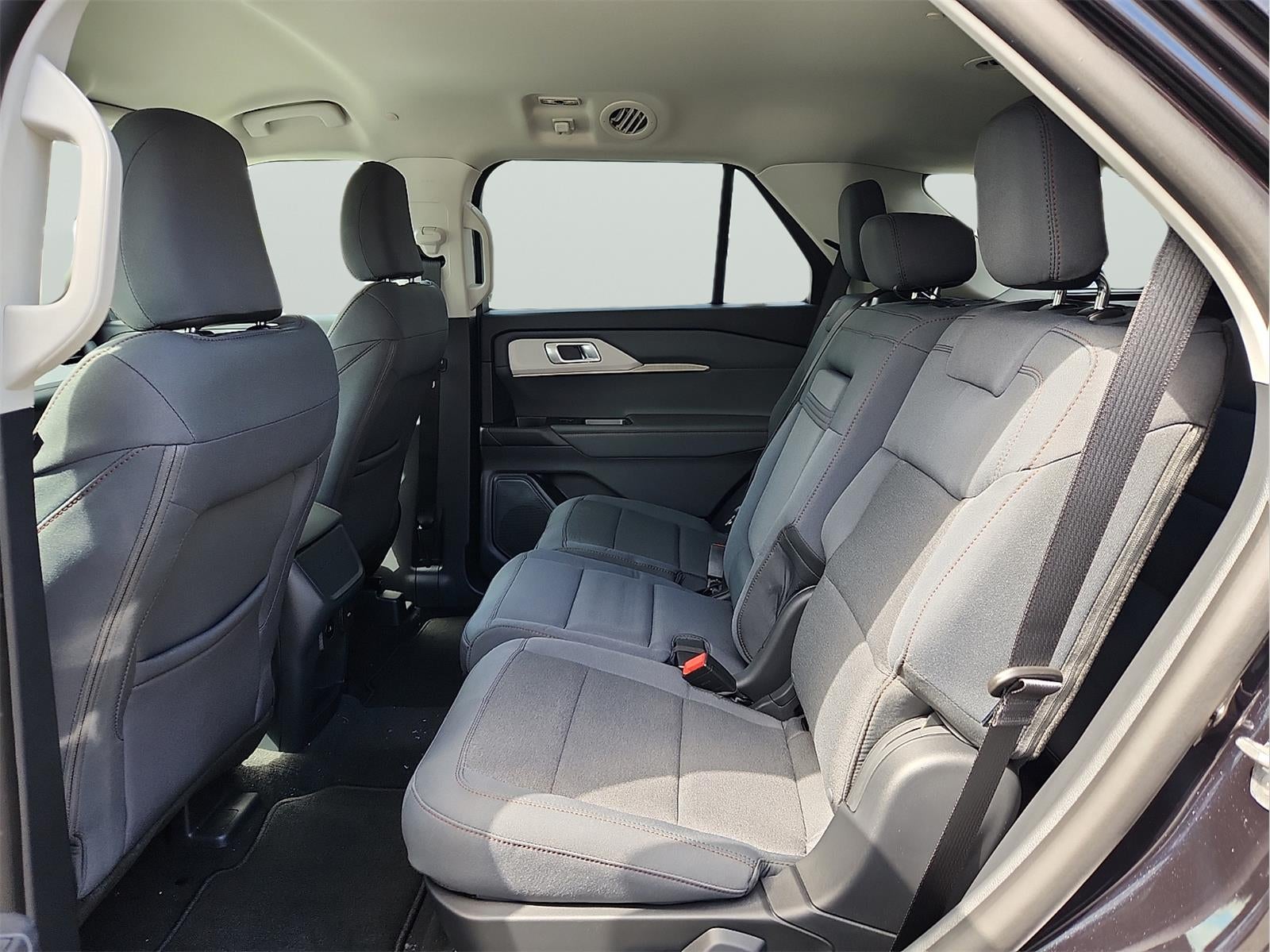 2026 Ford Explorer Active w/100A Pkg