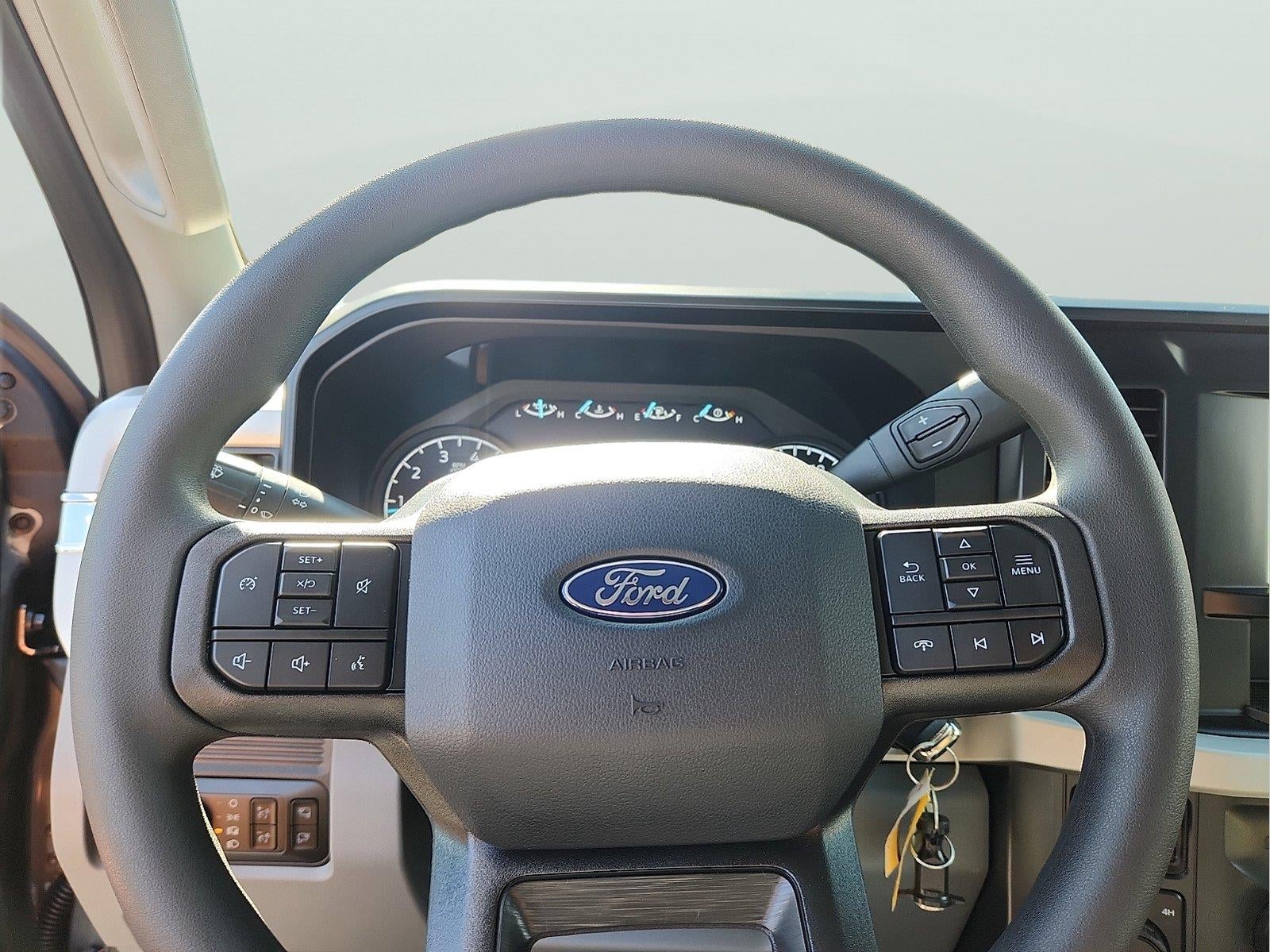 2027 Ford Super Duty F-250 XLT