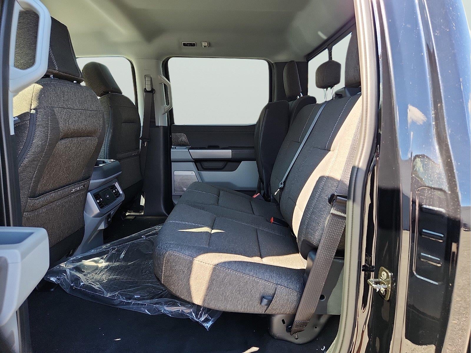 2027 Ford Super Duty F-250 XLT