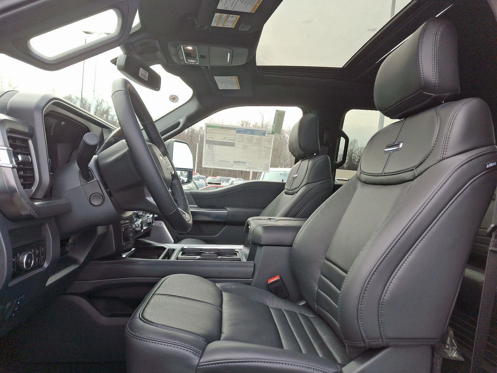 2025 Ford Super Duty F-350 Platinum