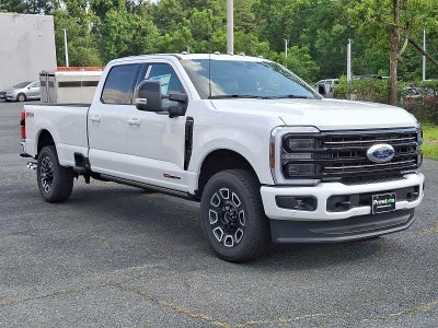 2025 Ford Super Duty F-350 Platinum