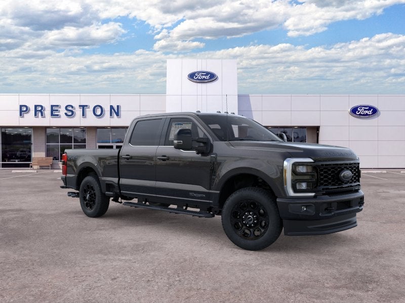 2026 Ford Super Duty F-350 Lariat