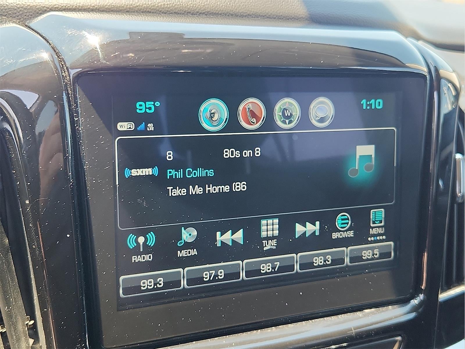 2018 Chevrolet Traverse LT Cloth