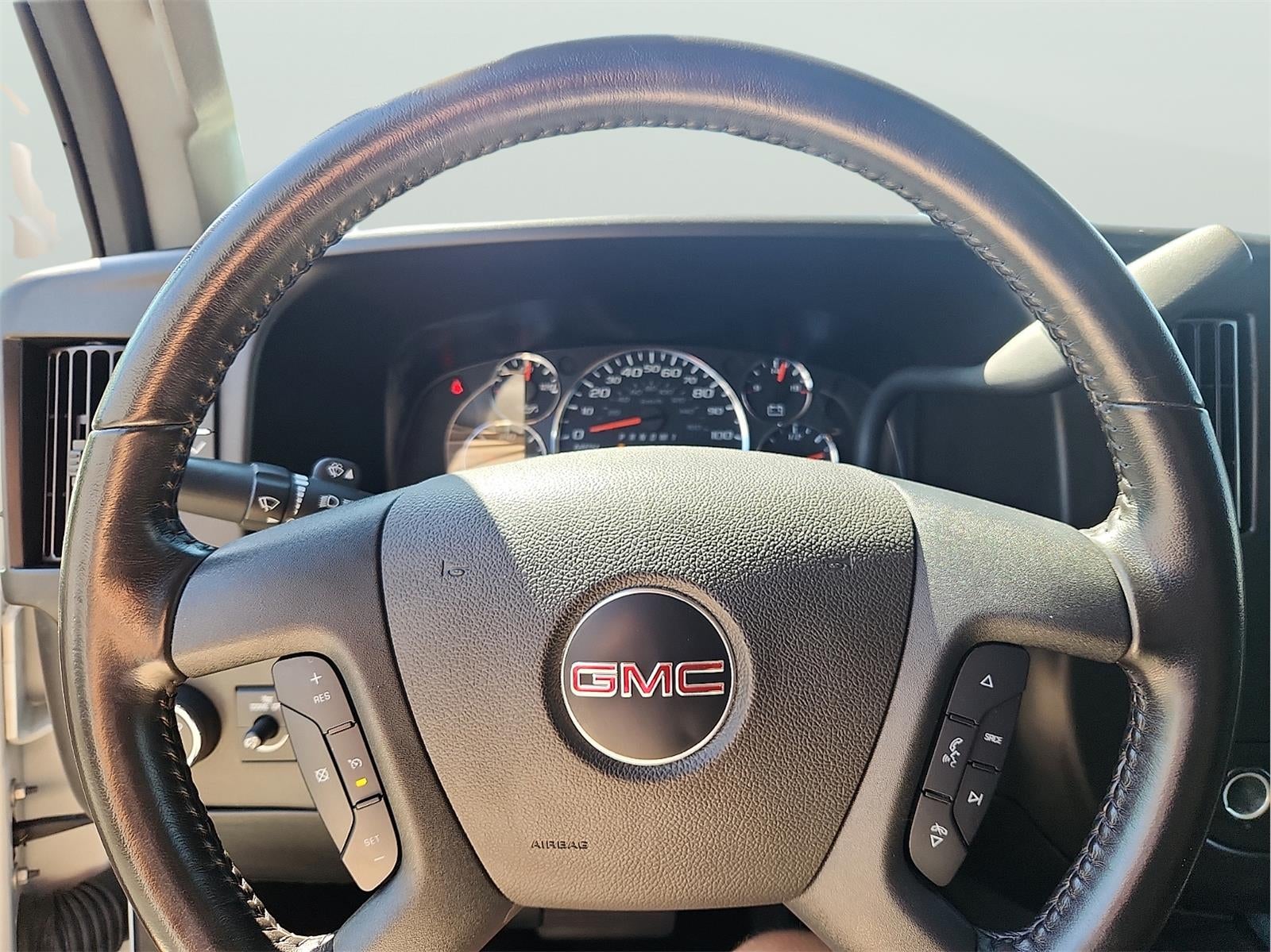 2023 GMC Savana Cargo Van Base