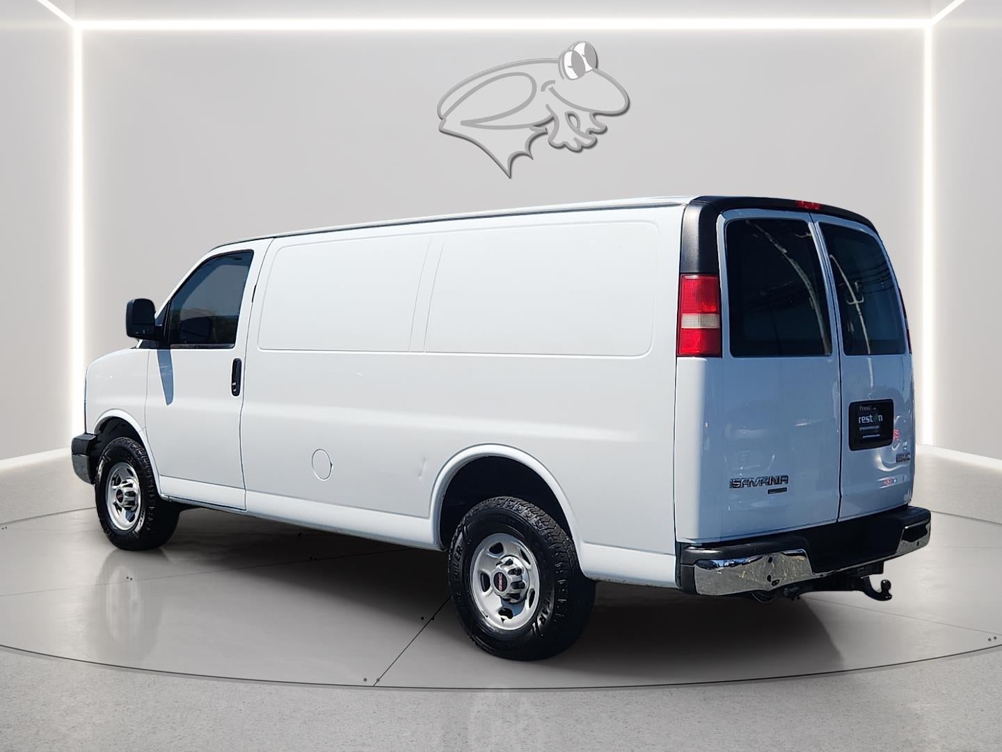 2015 GMC Savana Cargo Van Base