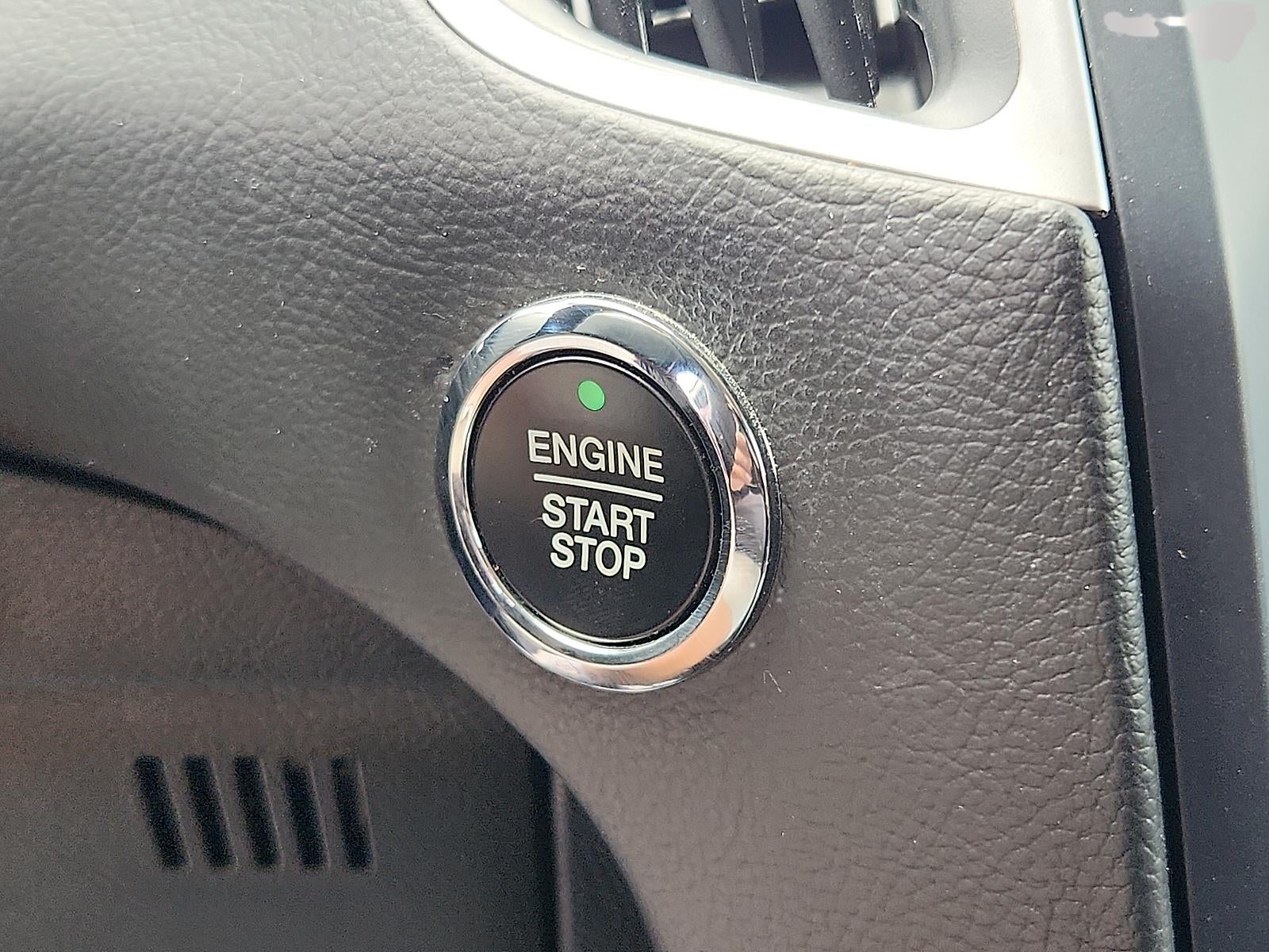 2022 Ford Edge SE