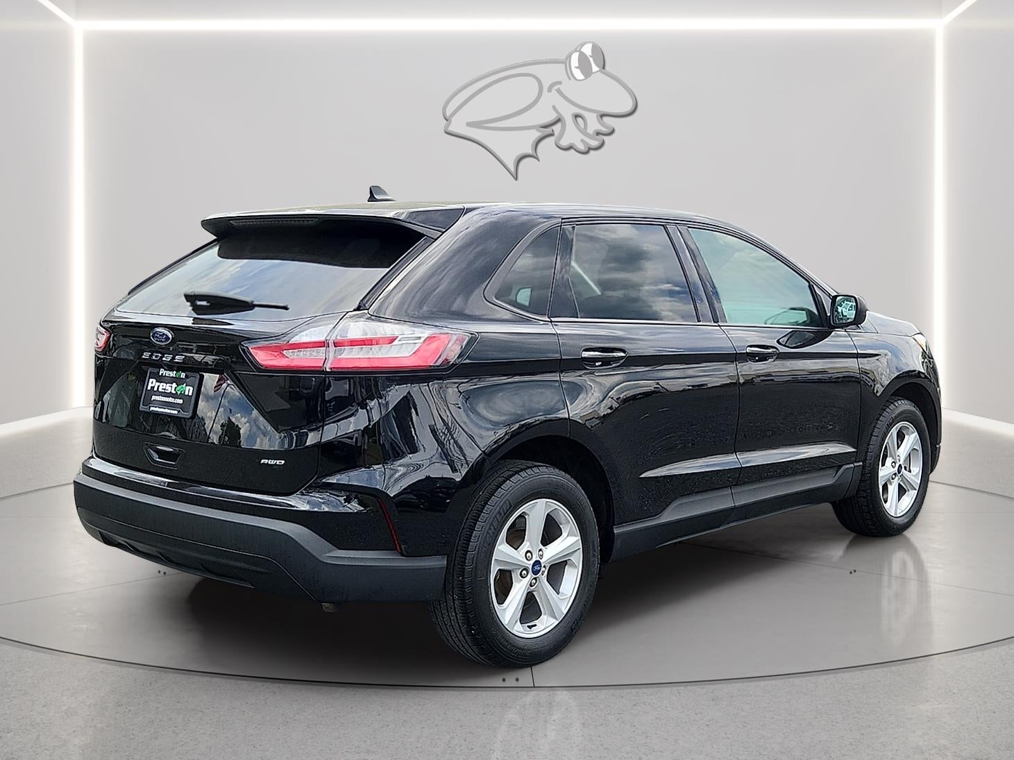 2022 Ford Edge SE