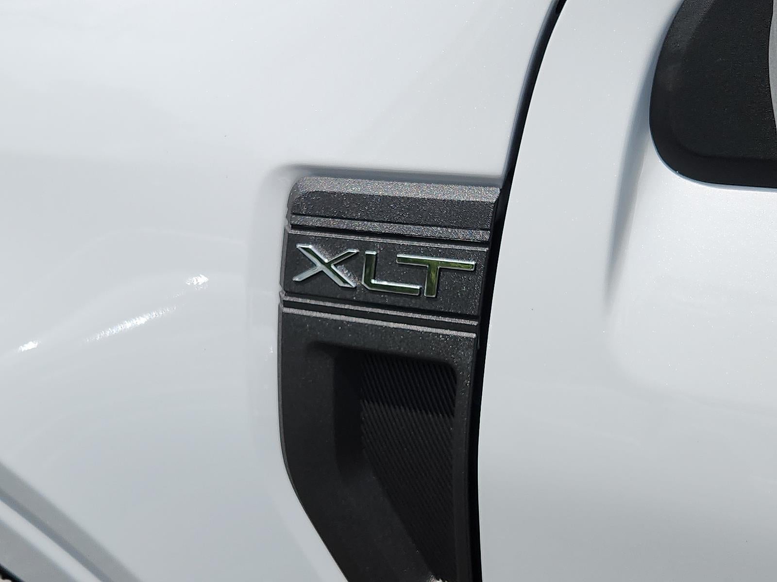 2026 Ford MAVERICK HYBRID XLT